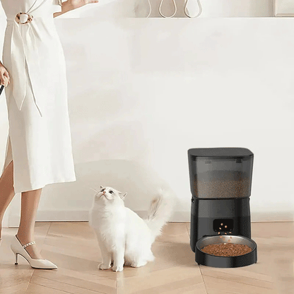 Smart Dog & Cat Food Dispenser