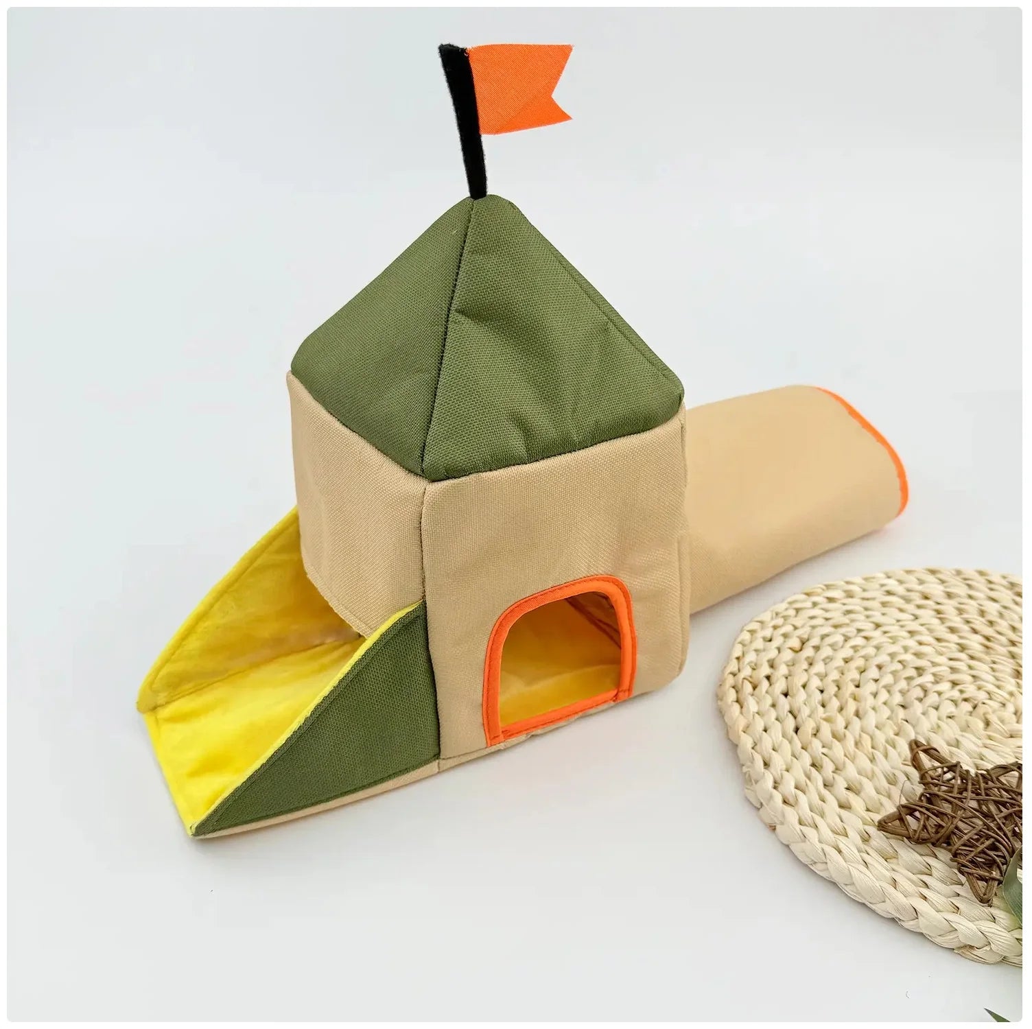 Adorable Castle Pet Tunnel - Ideal for Guinea Pigs and Small Animals